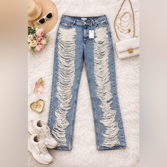 Good American Denim - Good American “The Khloé Jean” Super High-Rise Distressed Jeans NWT- Size 12